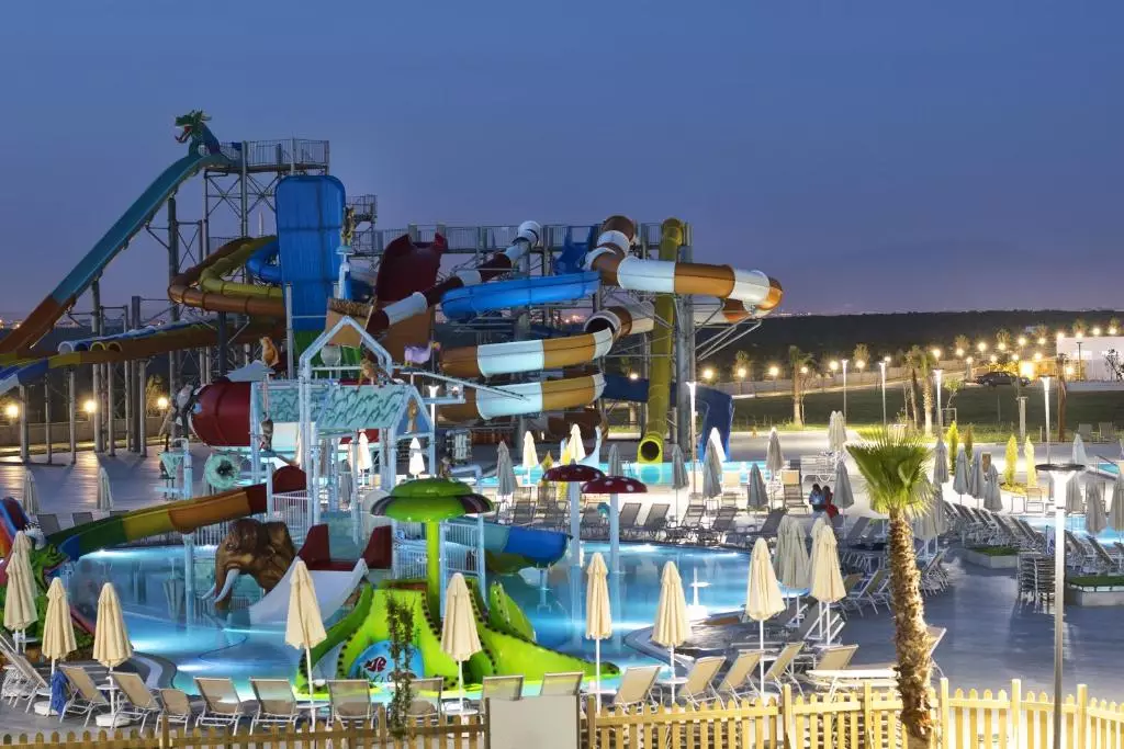 پارک آبی Aquasis De Luxe Resort SPA Hotel Didim